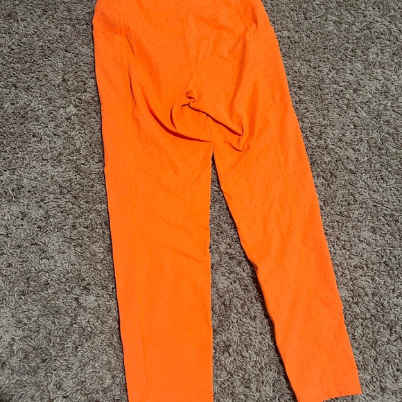 Oiselle Firecracker Reflective 3/4 Tights - Picture 6 of 11